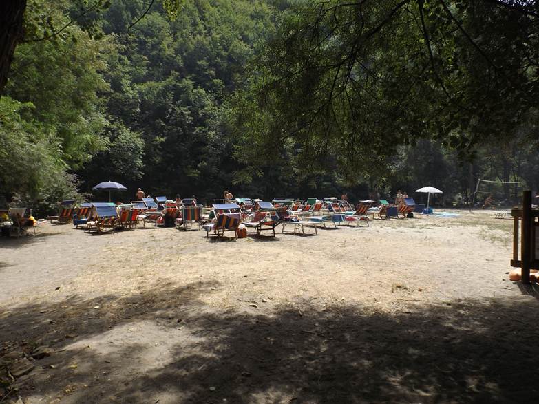  Image name: Image13.jpg 
 width: 783 pixel 
 height: 587 pixel 
 Size: 119915 bytes 
 Click to enlarge 